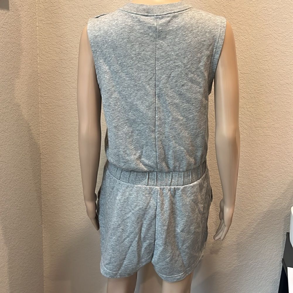 Nike  grey romper - Picture 2 of 3